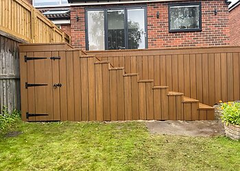 Leeds fencing contractors RJW Landscapes Ltd. image 1