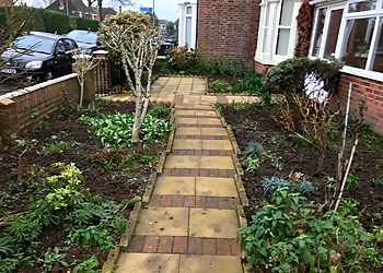 Radiant Gardens & Trees