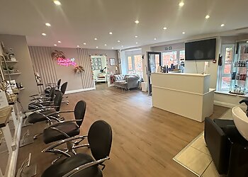 Revolution Hair & Beauty