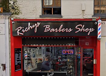 3 Best Barbers In Sittingbourne, UK - Expert Recommendations