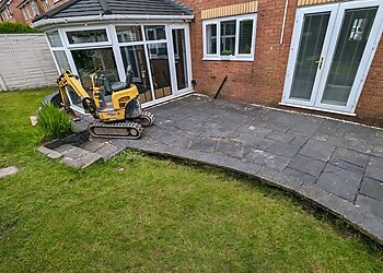 Rightgrass-Bespoke Outdoor Living