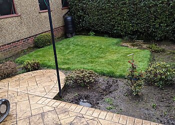 Rightgrass-Bespoke Outdoor Living