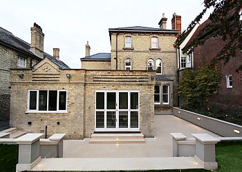 Robert Davies Architects