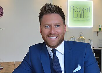 Robert Luff & Co
