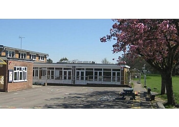 3 Best Primary School in Newbury, UK - Expert Recommendations