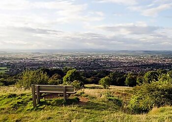 3 Best Parks in Gloucester, UK - Expert Recommendations