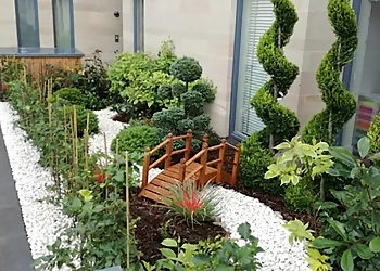 Robson Garden Maintenance