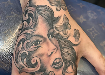 Rogsy's Tattoo Studio