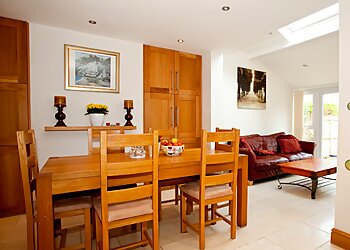 Rosa'S Bed And Breakfast