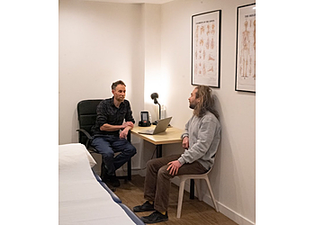 Rupert Cross B.Ost - RUPERT CROSS OSTEOPATHY