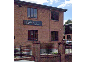 SIGNATURE CLINIC SIGNATURE CLINIC