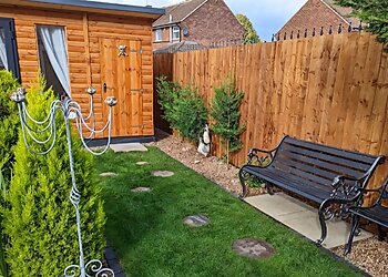 Doncaster fencing contractors S & R Fencing Contractors image 1