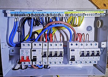 Basildon electricians SS Electrical image 1