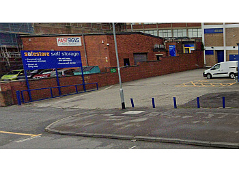 Leeds storage units Safestore Self Storage Leeds  image 1