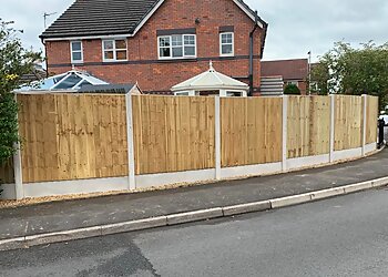 Sale Fencing And Surfacing