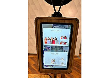 Selfie Star Photo Booths