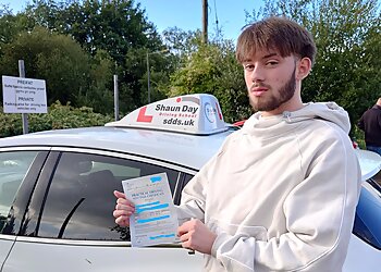 Carmarthenshire driving school Shaun Day Driving School image 1