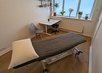 Sheena Mclennan, M.Ost - RUTHERGLEN OSTEOPATHS