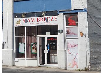 Siam Breeze Massage & Spa Ltd