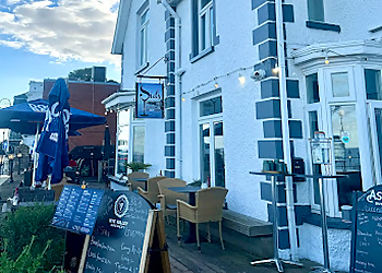 Sid’s Restaurant and Bar With Rooms