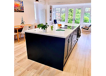 Signature LVT Floor Specialists