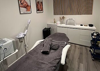 SkinLuxe Clinic