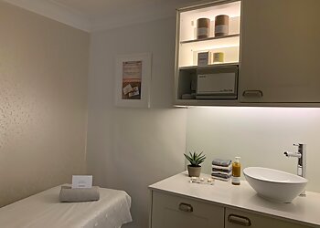 Skin & Tonic Beauty Salon