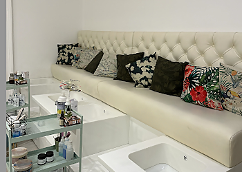 Sleeping Beauty Salon