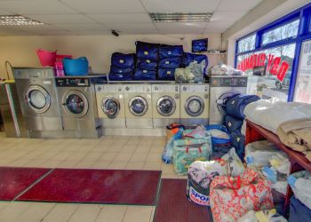 3 Best Dry Cleaners in Colchester, UK - Expert Recommendations