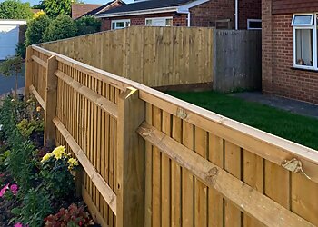 Wycombe fencing contractors South Bucks Fencing Ltd. image 1