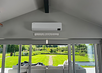 Split Air Conditioning and Heating Services