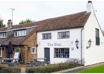 3 Best Pubs In Luton Uk Expert Recommendations