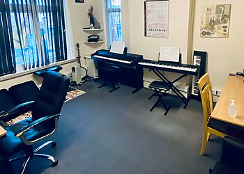 Staves Professional Music Tuition