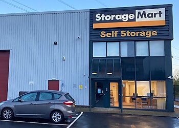 Aylesbury Vale storage units StorageMart Aylesbury Vale image 1