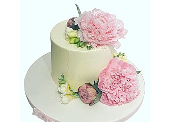 Macclesfield cake makers Sugarbird Cakes image 1