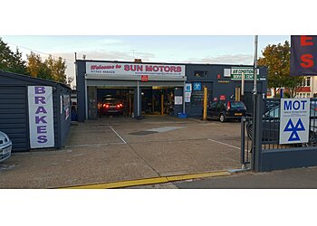 Southend On Sea car garages Sun Motors image 1