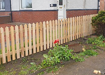 Sunderland Fencing and Landscaping Ltd