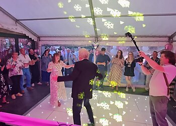 Surround Sounds Disco