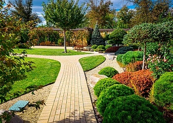 TH Driveways & Landscaping