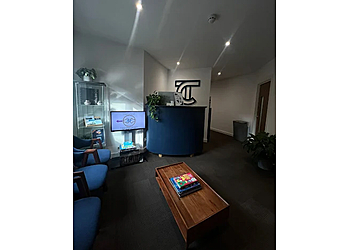 TOPCHIRO Milton Keynes