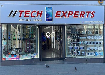 Basildon cell phone repair Tech experts Basildon image 1