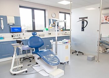 Milton Keynes orthodontists Teethinline Orthodontics image 1