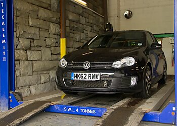 The Arches MOT Garage