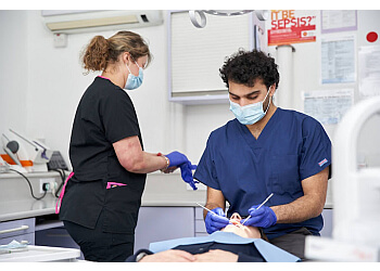3 Best Dentists in Salisbury, UK - Expert Recommendations