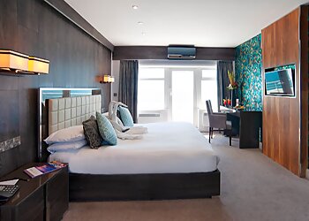 The Cumberland Hotel