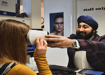 eye test 5 specsavers Recommendations 3 Opticians Expert Best UK Wokingham, in eye test 5 specsavers Recommendations 3 Opticians Expert Best UK Wokingham, in