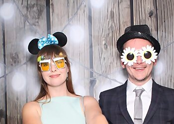 The Fancy Mirror Booth Co