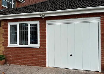 Vale Of Glamorgan garage door companies The Garage Door Centre image 1