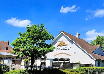 Harvester Honey Pot Basildon