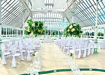 The Isla Gladstone Conservatory